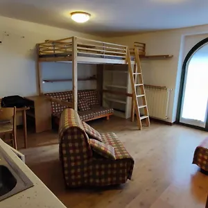  Appartamento Casa Piste Da Sci Baradello Italia